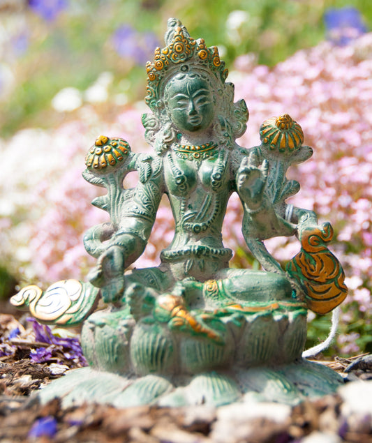 Grüne Tara 16cm, Messing antik mit Vergoldung